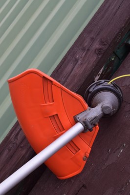 Lot 775 - Echo SRM-2305 petrol strimmer