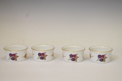 Lot 557 - Worcester 'Evesham' part eight person dinner service