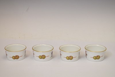 Lot 557 - Worcester 'Evesham' part eight person dinner service