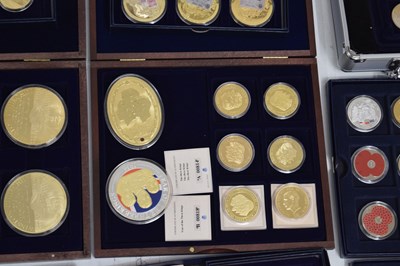 Lot 348 - Large collection of Westminster Mint and other commemorative coins and medallions