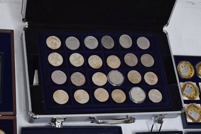 Lot 348 - Large collection of Westminster Mint and other commemorative coins and medallions