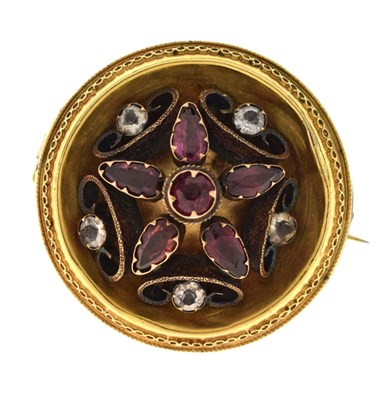 Lot 133 - Victorian target brooch