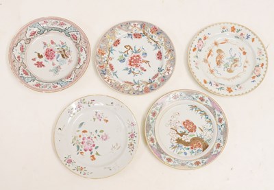 Lot 568 - Four Chinese Export porcelain plates, and a bowl