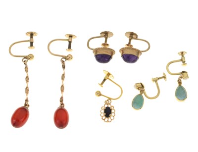 Lot 178 - Three pairs of earrings including a pair of 'cherry amber' earrings