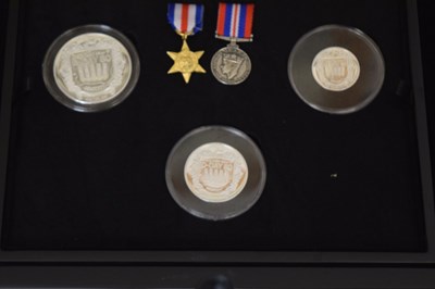 Lot 337 - Isle of Man D-Day 80th Anniversary silver proof sovereign set, and R.B.L.I. D-Day 80th medallion