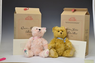 Lot 385 - Steiff - Two limited edition teddy bears - 'Golden Jubilee' and 'The Queen Mother'