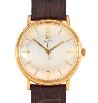 Lot 227 - Omega - Gentleman's gold plated wristwatch