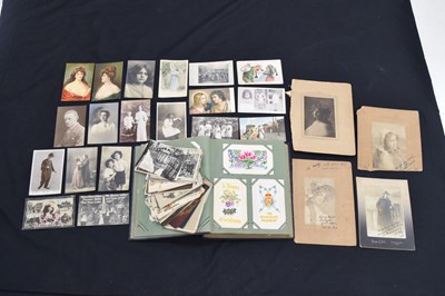 Lot 362 - Collection of early 20th century postcards, mainly humour and greeting