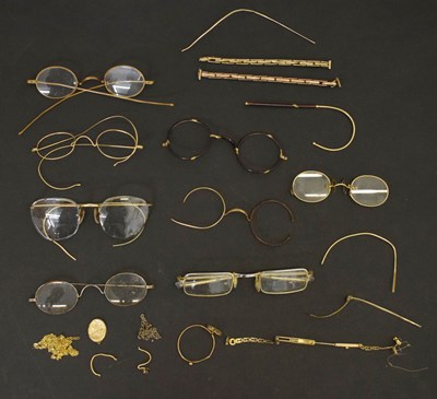 Lot 325 - Quantity of unmarked yellow metal and other spectacles