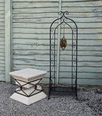 Lot 754 - Stone effect resin low table in the form of a ruined pillar