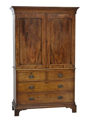 Lot 703 - 19th century mahogany linen press