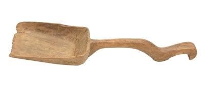 Lot 405 - Rustic wooden malt shovel