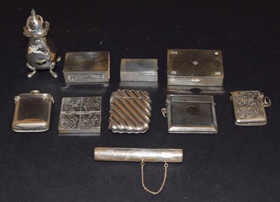 Lot 229 - Quantity of silver vesta cases, pill boxes, matchbox holders, etc