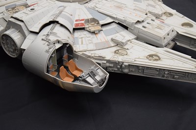 Lot 367 - Star Wars - Large 'Millennium Falcon' playset and a large quantity of action figures