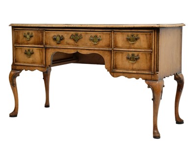 Lot 722 - Mid 18th century-style walnut kneehole desk or writing table