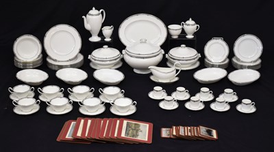 Lot 573 - Wedgwood Amherst dinner service