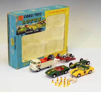 Lot 241 - Corgi Gift Set 37