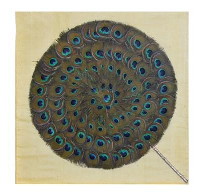 Lot 342 - Early 20th century peacock feather fan