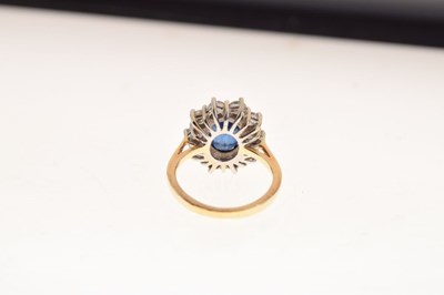 Lot 14 - Sapphire and diamond  cluster ring