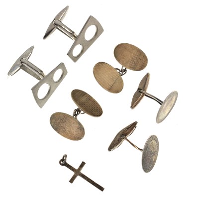 Lot 131 - Two pairs of silver cufflinks