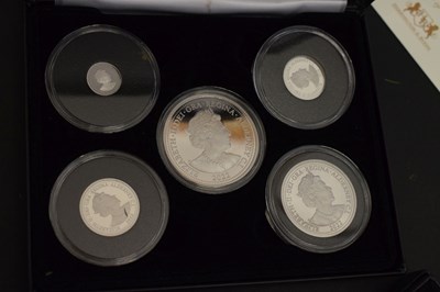 Lot 291 - Harrington & Byrne '2022 Platinum Jubilee Platinum 5-Coin Sovereign Collection'