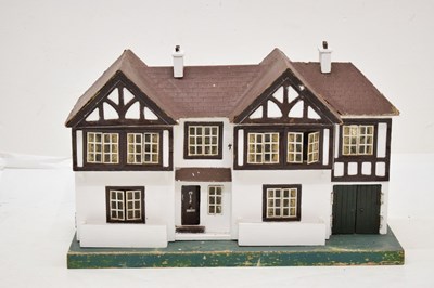 Lot 477 - Circa 1930s 'Mock Tudor' dolls house