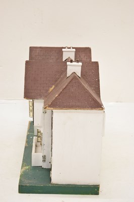 Lot 477 - Circa 1930s 'Mock Tudor' dolls house
