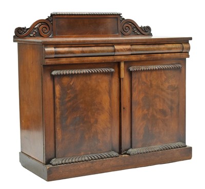 Lot 731 - Early Victorian mahogany chiffonier