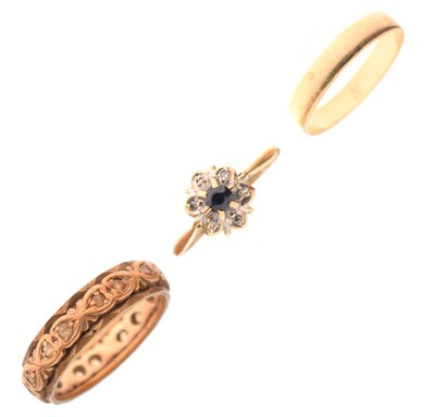 Lot 38 - Three 9ct gold rings