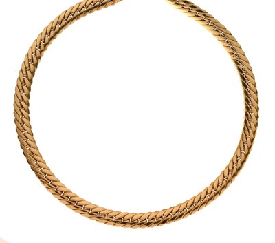 Lot 102 - 9ct gold fancy link chain