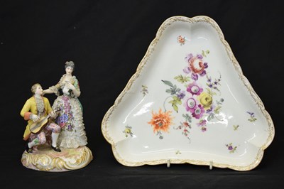 Lot 553 - 19th century Continental porcelain figure group of a courting couple