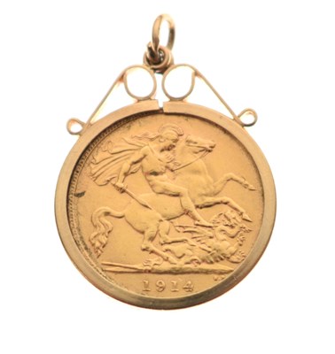 Lot 287 - George V gold half sovereign, 1914, in 9ct mount