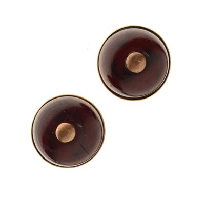 Lot 146 - Pair of cherry amber and gold earrings