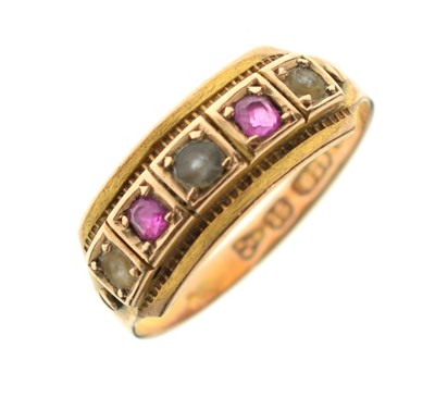 Lot 19 - Late Victorian/Edwardian ruby and split pearl 15ct gold ring