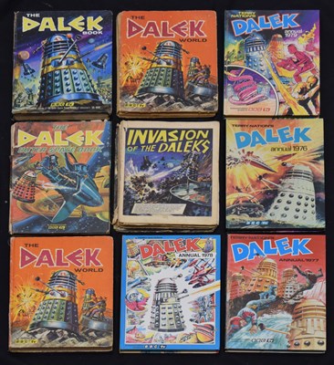 Lot 242 - Dr Who - Nine Doctor Who Dalek annuals and books