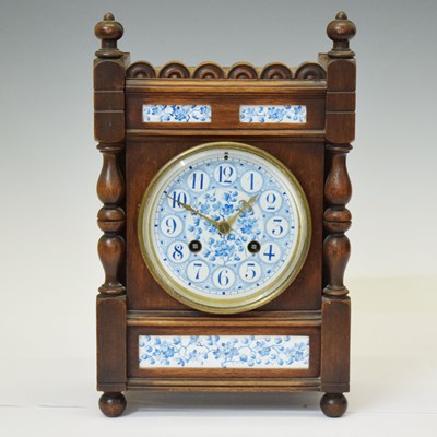 Lot 418 - Late Victorian Aesthetic influence oak cased mantle clock