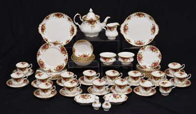 Lot 570 - Royal Albert 'Old Country Roses' part service