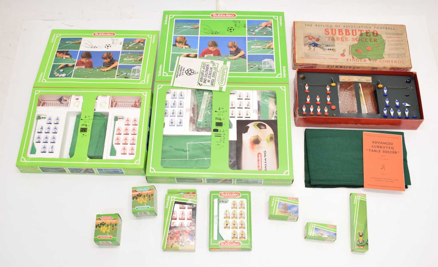 Lot 448 - Subbuteo - 1950s boxed set and modern sets
