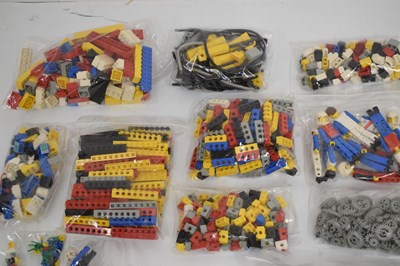 Lot 449 - Quantity of loose Lego