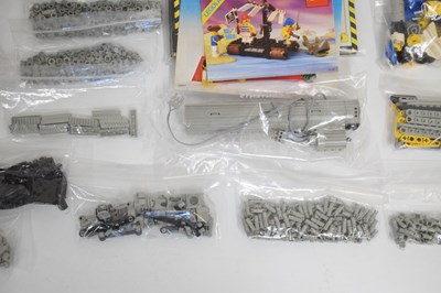 Lot 449 - Quantity of loose Lego