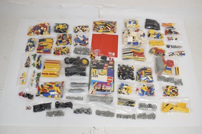 Lot 449 - Quantity of loose Lego