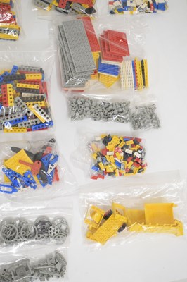 Lot 449 - Quantity of loose Lego
