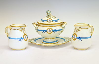 Lot 271 - Late 19th century Minton porcelain dessert tureen and stand