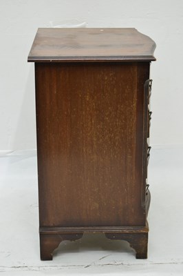 Lot 742 - Reproduction mahogany serpentine chest of drawers