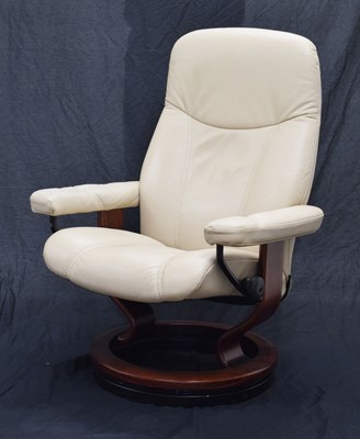 Lot 755 - Stressless Ekornes cream leatherette reclining armchair