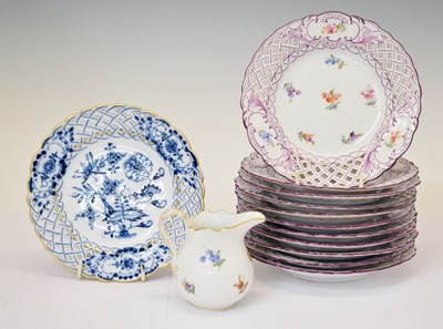 Lot 274 - Meissen ribbon plates, etc