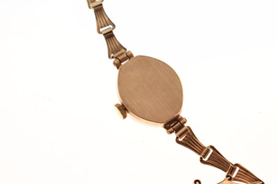 Lot 193 - Everite - Lady's 9ct gold cocktail watch