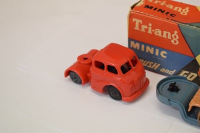 Lot 460 - Triang Minic 'Push and Go' friction model