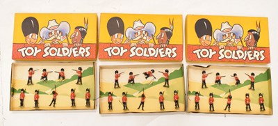 Lot 489 - Britains Duofort Series - Three boxed No. 237s 'Footguards' sets