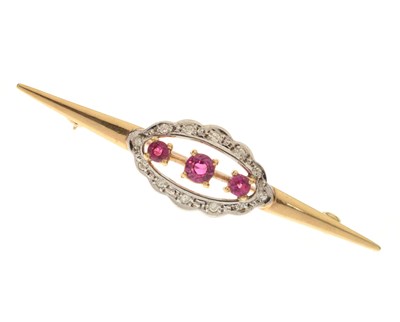 Lot 93 - 9ct gold ruby and diamond bar brooch